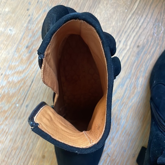 Chie Mihara Bkack Suede Bootie with Ruffle. 38 / 8 Like new! - Picture 7 of 8